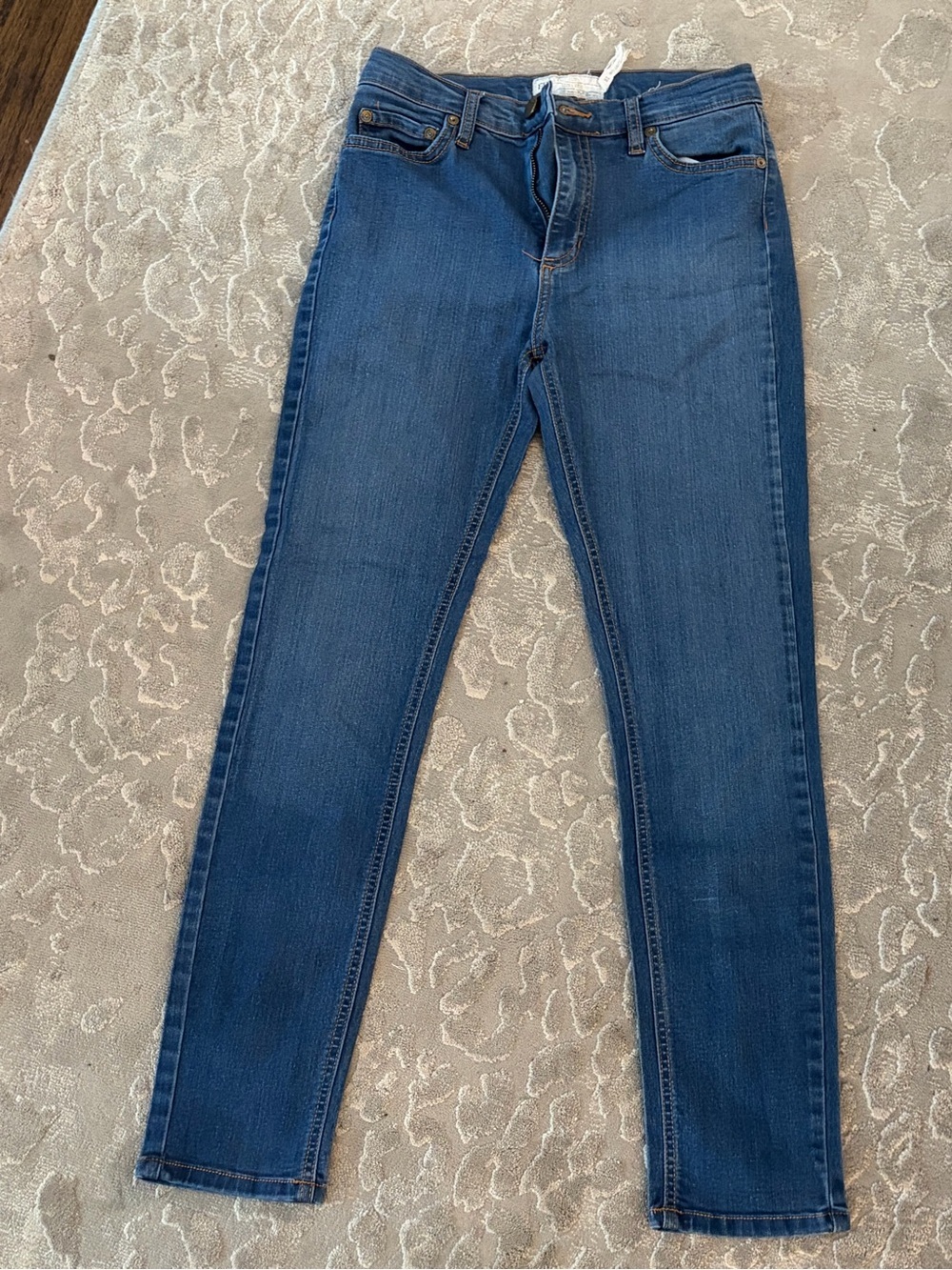 Free People Dark Blue high rise Cropped Skinny Jeans women’s size 27